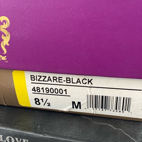 Size 8.5 Fergie stiletto platforms - Picture 6 of 6